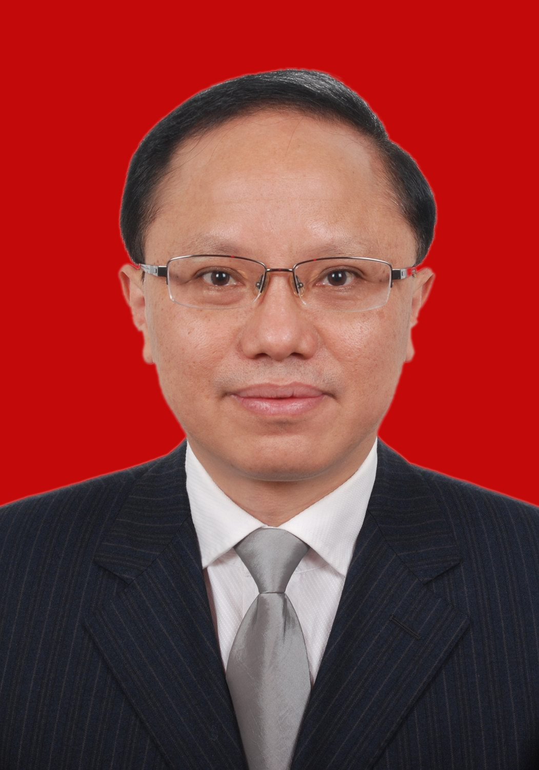 党委常委、纪委书记、湖北省监察委员会驻金年会体育监察专员:高福斌